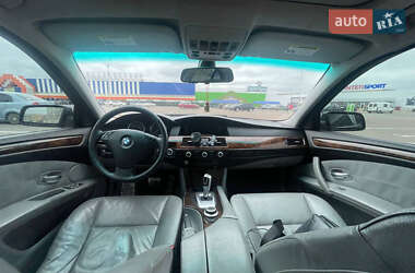 Седан BMW 5 Series 2008 в 