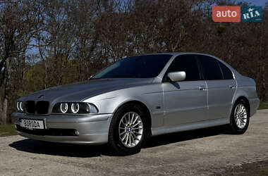 Седан BMW 5 Series 2001 в 