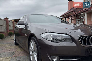 Седан BMW 5 Series 2011 в 