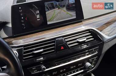 Седан BMW 5 Series 2018 в 