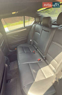 Седан BMW 5 Series 2013 в 