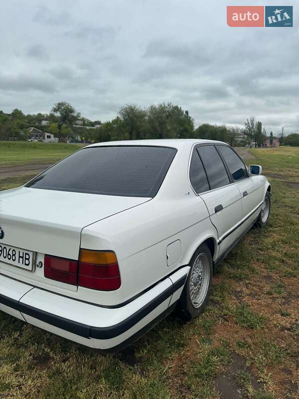 Седан BMW 5 Series 1990 в Вознесенске фото 2 Седан BMW 5 Series 1990 в Вознесенске