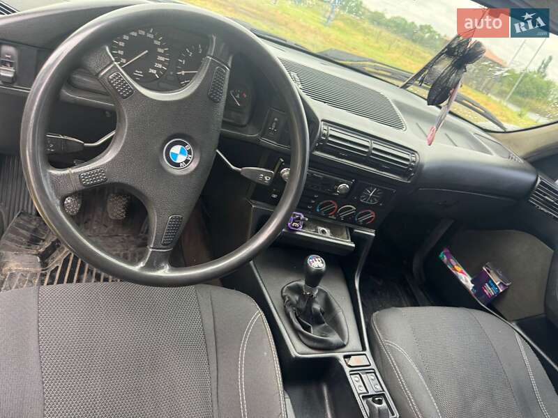 Седан BMW 5 Series 1990 в Вознесенске фото 8 Седан BMW 5 Series 1990 в Вознесенске