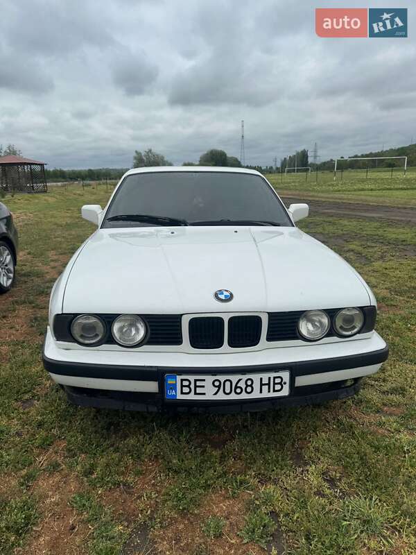 Седан BMW 5 Series 1990 в Вознесенске фото 13 Седан BMW 5 Series 1990 в Вознесенске
