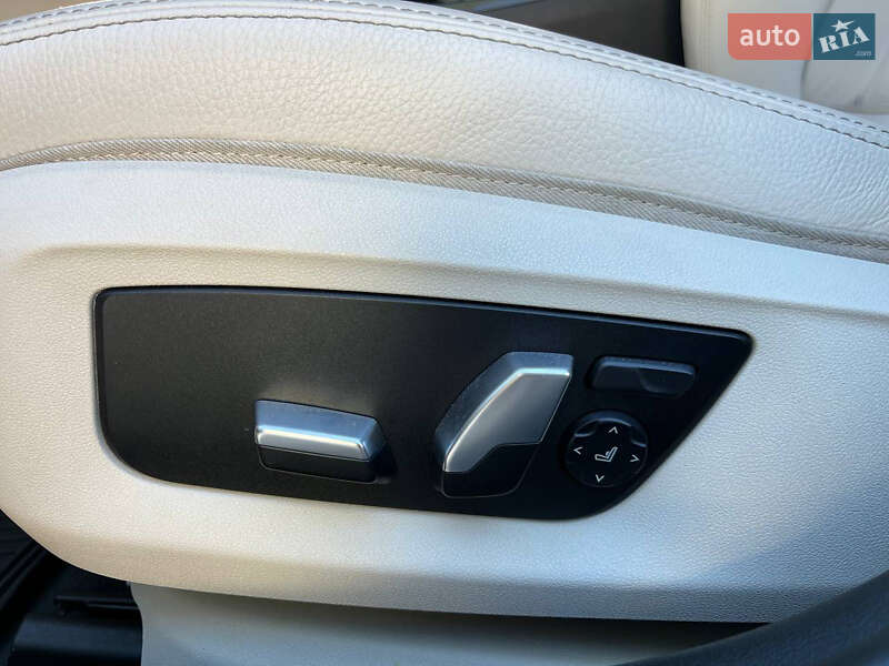 Седан BMW 5 Series 2017 в Тернополе