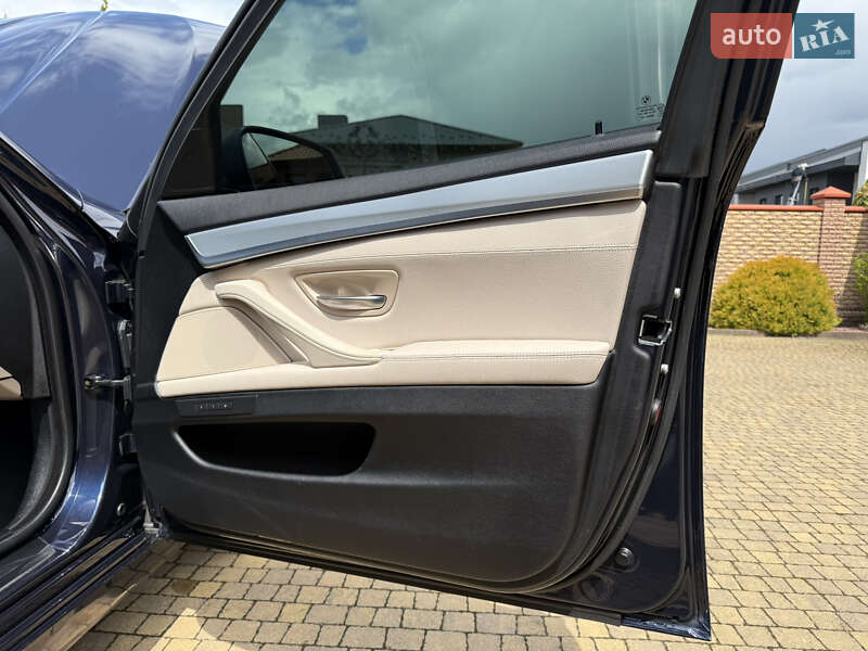 Універсал BMW 5 Series 2012 в Луцьку