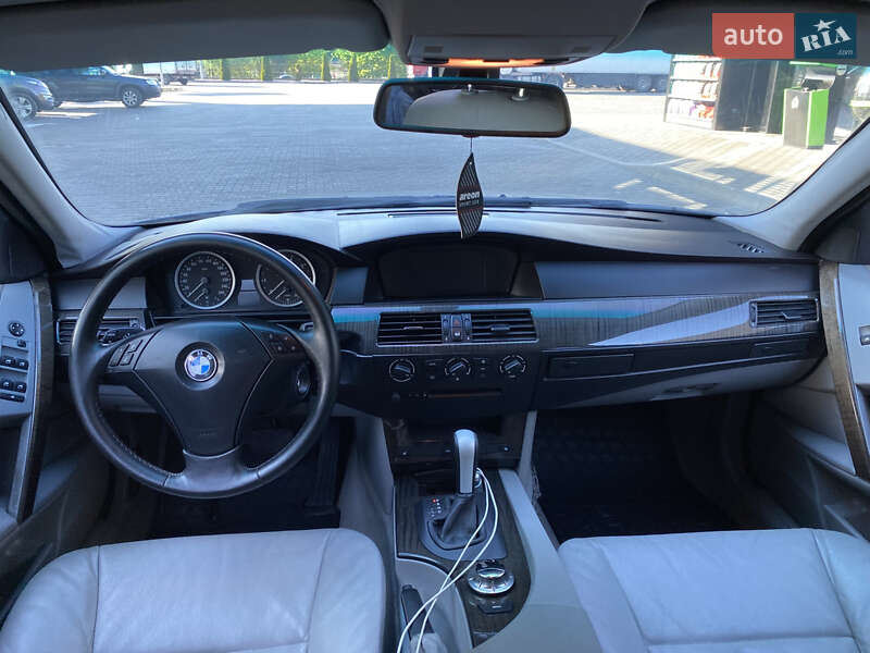 Седан BMW 5 Series 2005 в Кременчуці