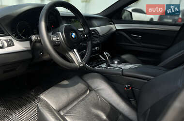 Седан BMW 5 Series 2012 в 