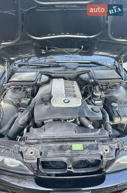 Седан BMW 5 Series 2001 в 