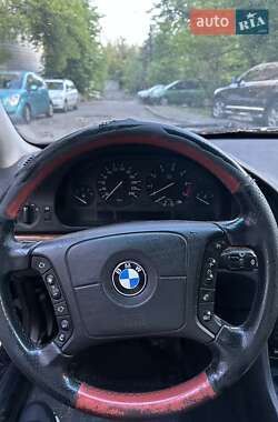 Седан BMW 5 Series 1999 в 