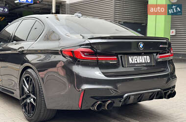 Седан BMW 5 Series 2017 в 