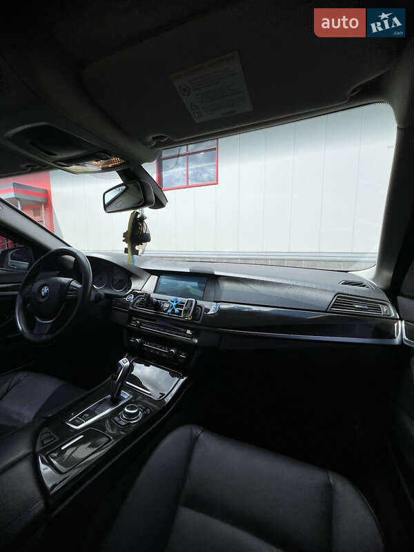 Седан BMW 5 Series 2010 в Здолбуніві
