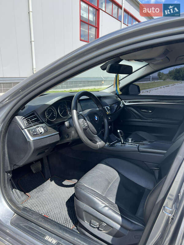 Седан BMW 5 Series 2010 в Здолбуніві