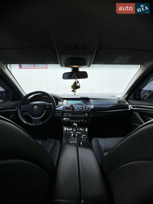 Седан BMW 5 Series 2010 в Здолбуніві