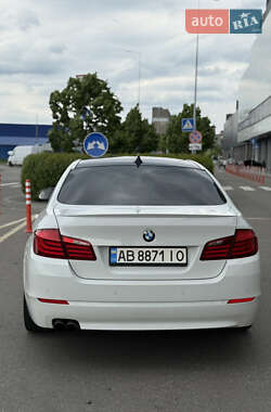 Седан BMW 5 Series 2012 в 