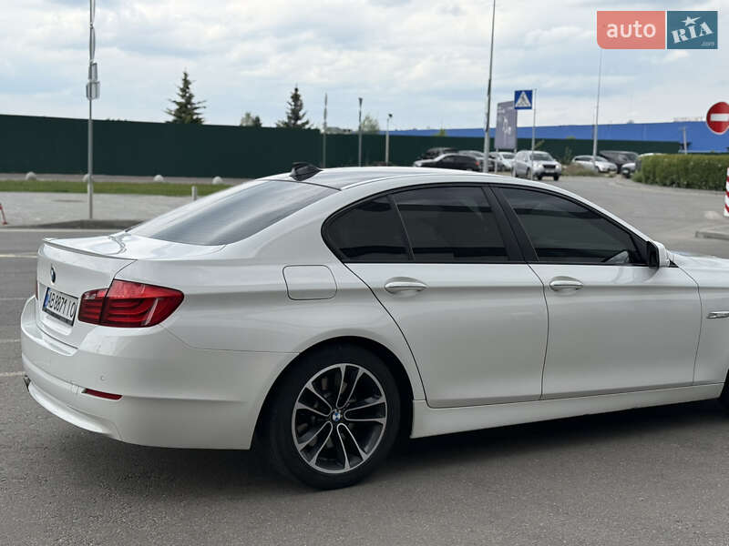 Седан BMW 5 Series 2012 в Киеве