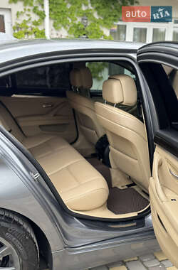 Седан BMW 5 Series 2011 в 