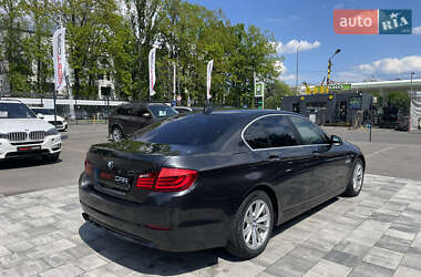 Седан BMW 5 Series 2011 в 