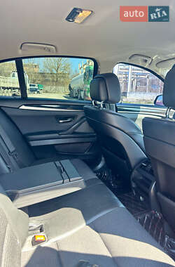 Седан BMW 5 Series 2010 в 