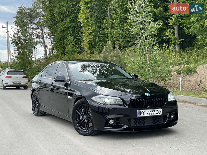 Седан BMW 5 Series 2011 в 