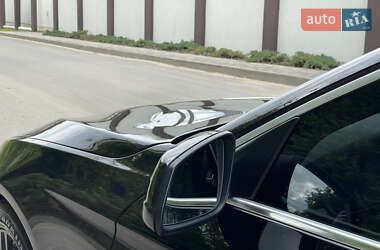 Седан BMW 5 Series 2011 в 
