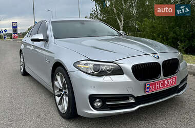 Седан BMW 5 Series 2015 в Шполі