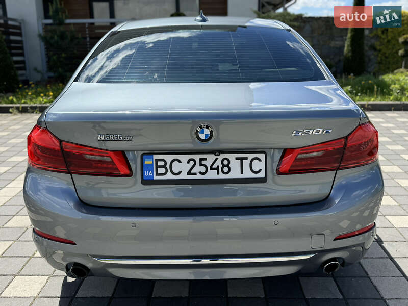 Седан BMW 5 Series 2017 в Стрые фото 24 Седан BMW 5 Series 2017 в Стрые