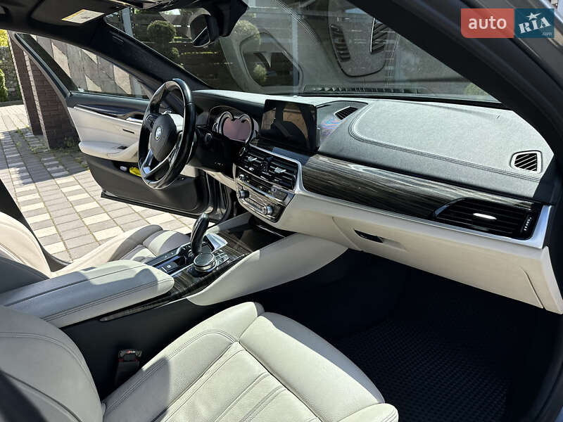 Седан BMW 5 Series 2017 в Стрые фото 42 Седан BMW 5 Series 2017 в Стрые