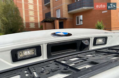 Седан BMW 5 Series 2012 в 