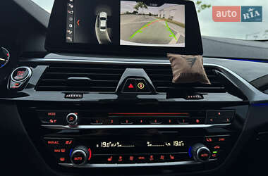 Седан BMW 5 Series 2017 в 