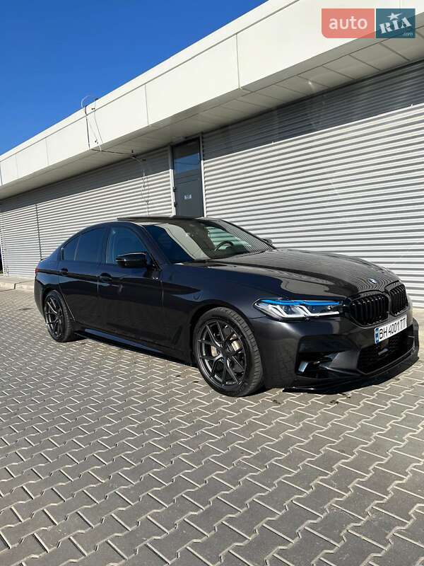 Седан BMW 5 Series 2017 в 