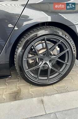 Седан BMW 5 Series 2017 в 