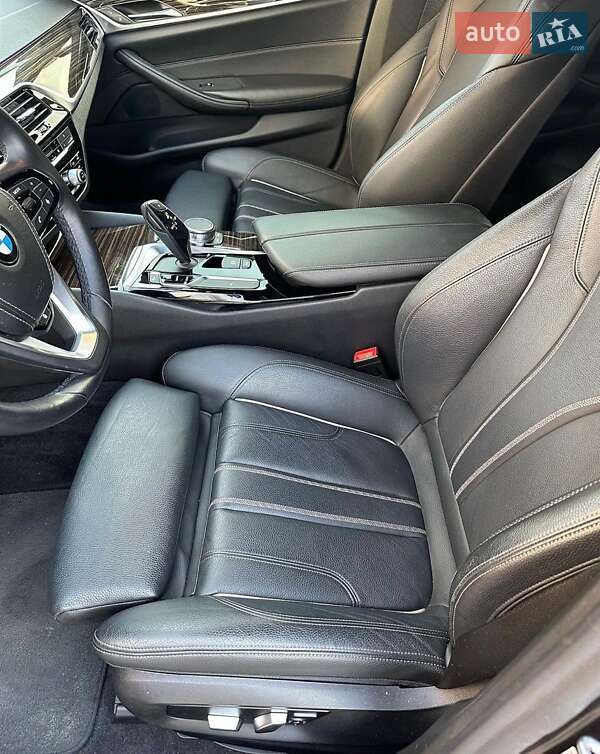 Седан BMW 5 Series 2017 в Одесі фото 21 Седан BMW 5 Series 2017 в Одесі