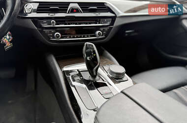 Седан BMW 5 Series 2017 в 