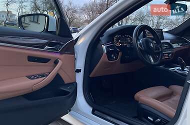 Седан BMW 5 Series 2020 в 