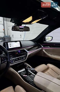 Седан BMW 5 Series 2018 в 