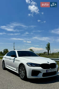 Седан BMW 5 Series 2017 в Рени