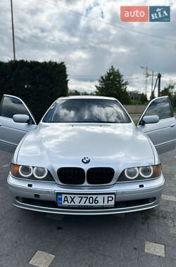 Седан BMW 5 Series 2002 в Ужгороді