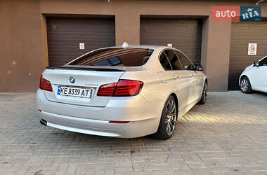 Седан BMW 5 Series 2012 в 