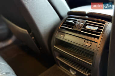 Седан BMW 5 Series 2012 в 