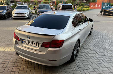 Седан BMW 5 Series 2012 в 