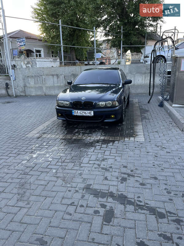 BMW 5 Series 2002