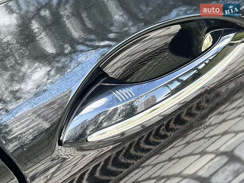 Седан BMW 5 Series 2012 в Тернополе