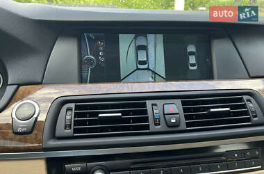 Седан BMW 5 Series 2012 в 