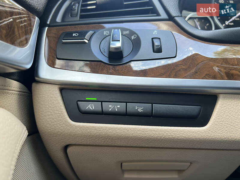 Седан BMW 5 Series 2012 в Тернополе