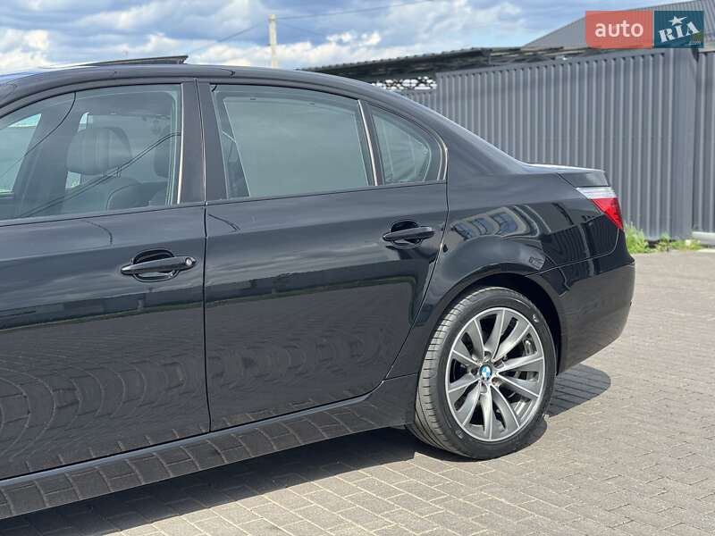 Седан BMW 5 Series 2008 в Виннице