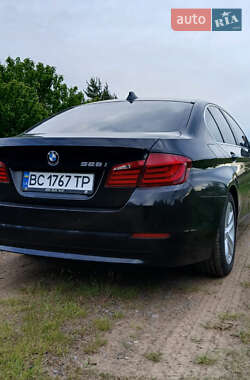 Седан BMW 5 Series 2012 в 
