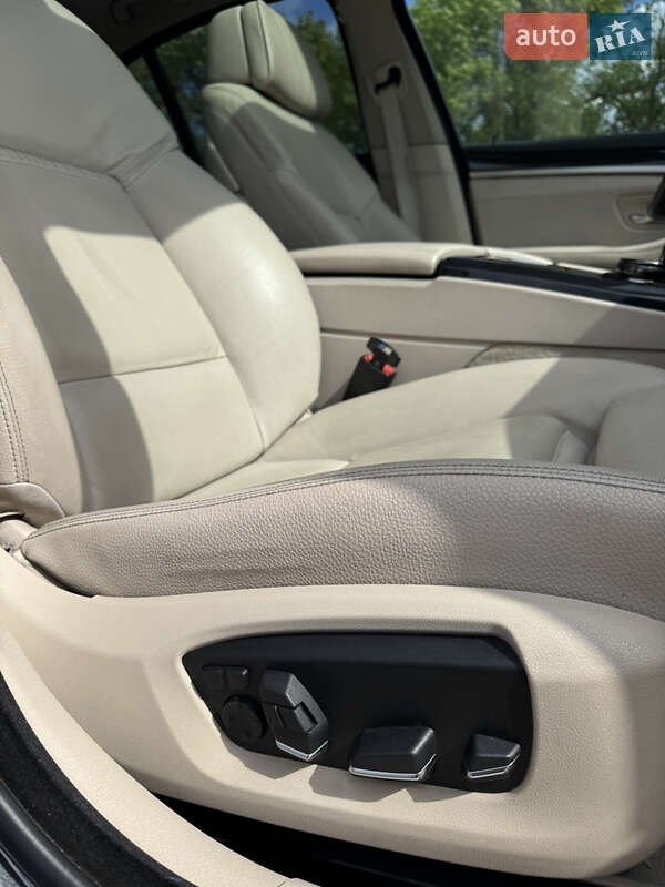 Седан BMW 5 Series 2013 в Вінниці