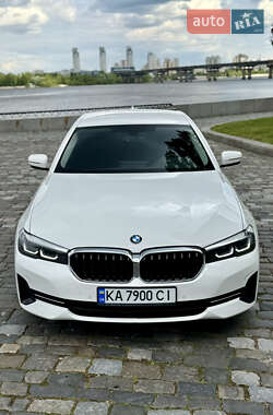 Седан BMW 5 Series 2020 в 