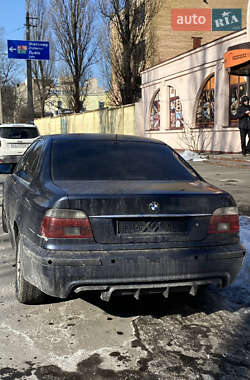 Седан BMW 5 Series 2003 в 